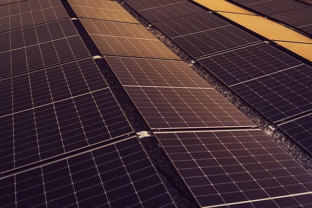 Guide d'Achat : Meilleurs Panneaux de Sécurité Solaire