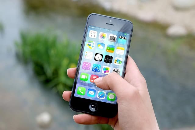 Comment choisir le meilleur stabilisateur smartphone